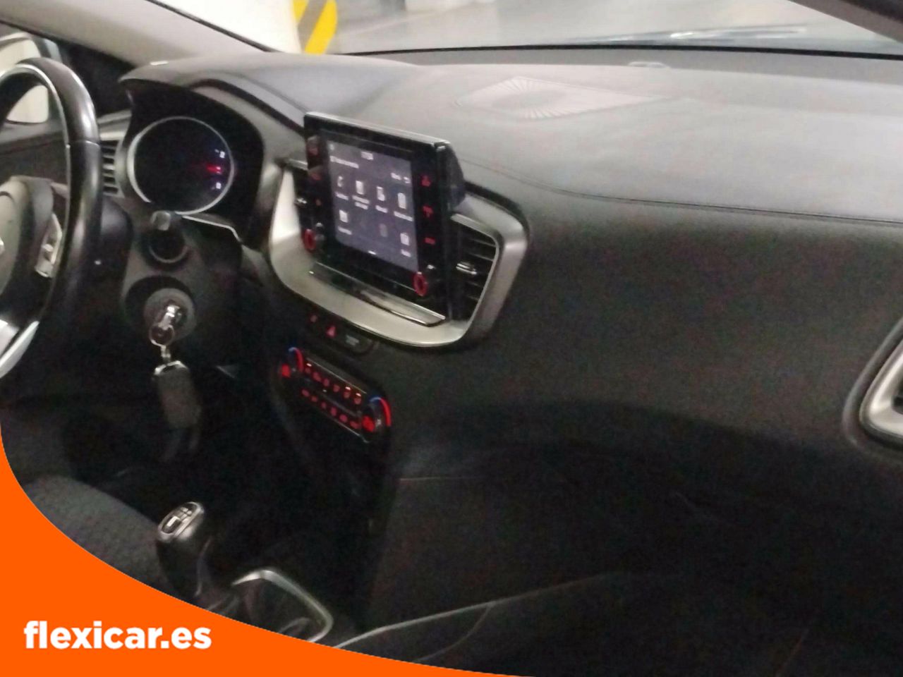 Foto Kia XCeed 12