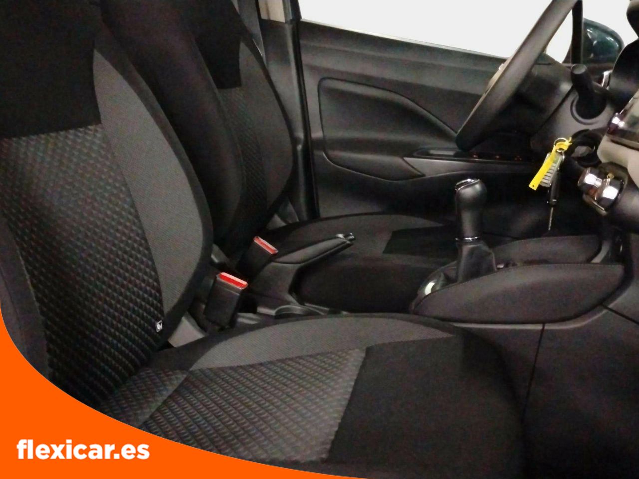 Foto Nissan Micra 10