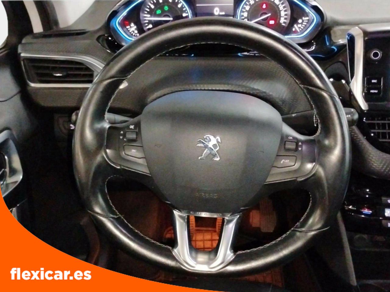 Foto Peugeot 2008 11