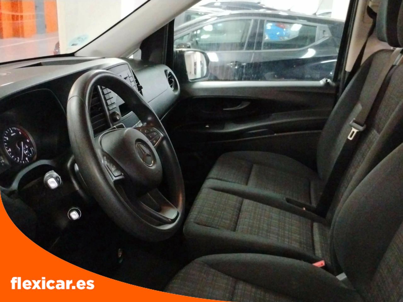 Foto Mercedes-Benz Vito 12