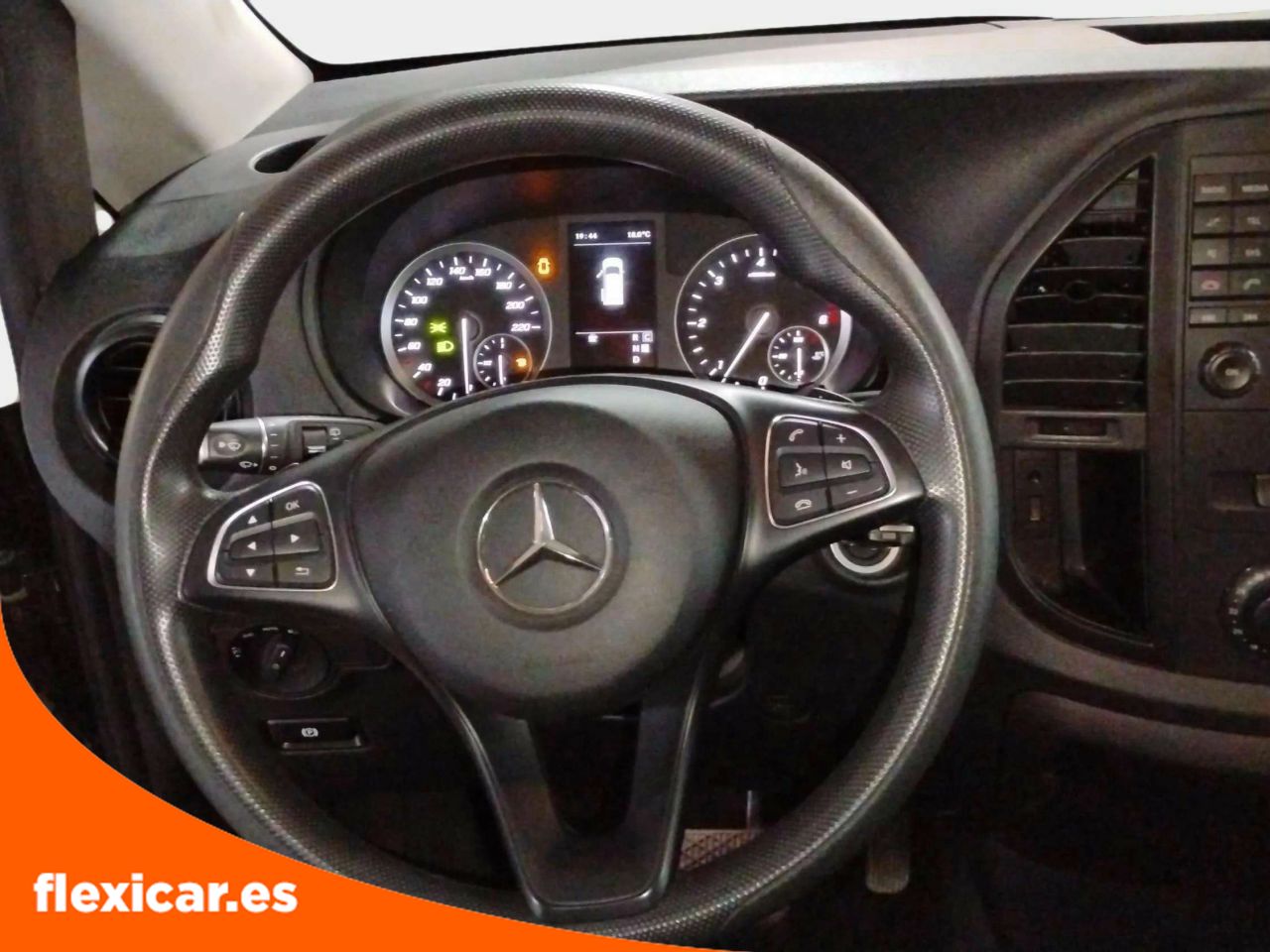 Foto Mercedes-Benz Vito 14