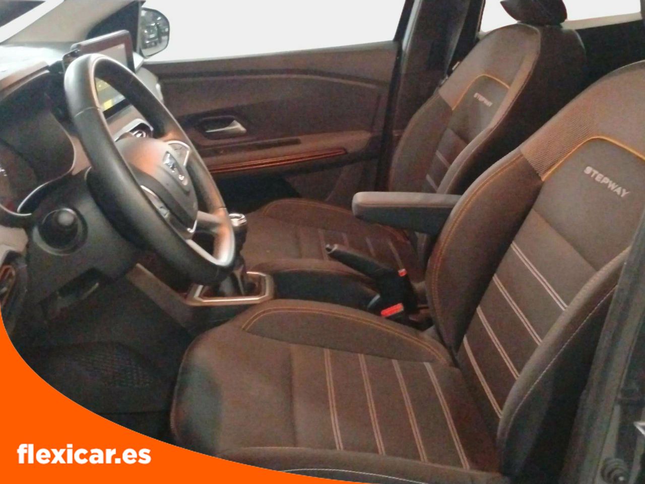 Foto Dacia Sandero 8