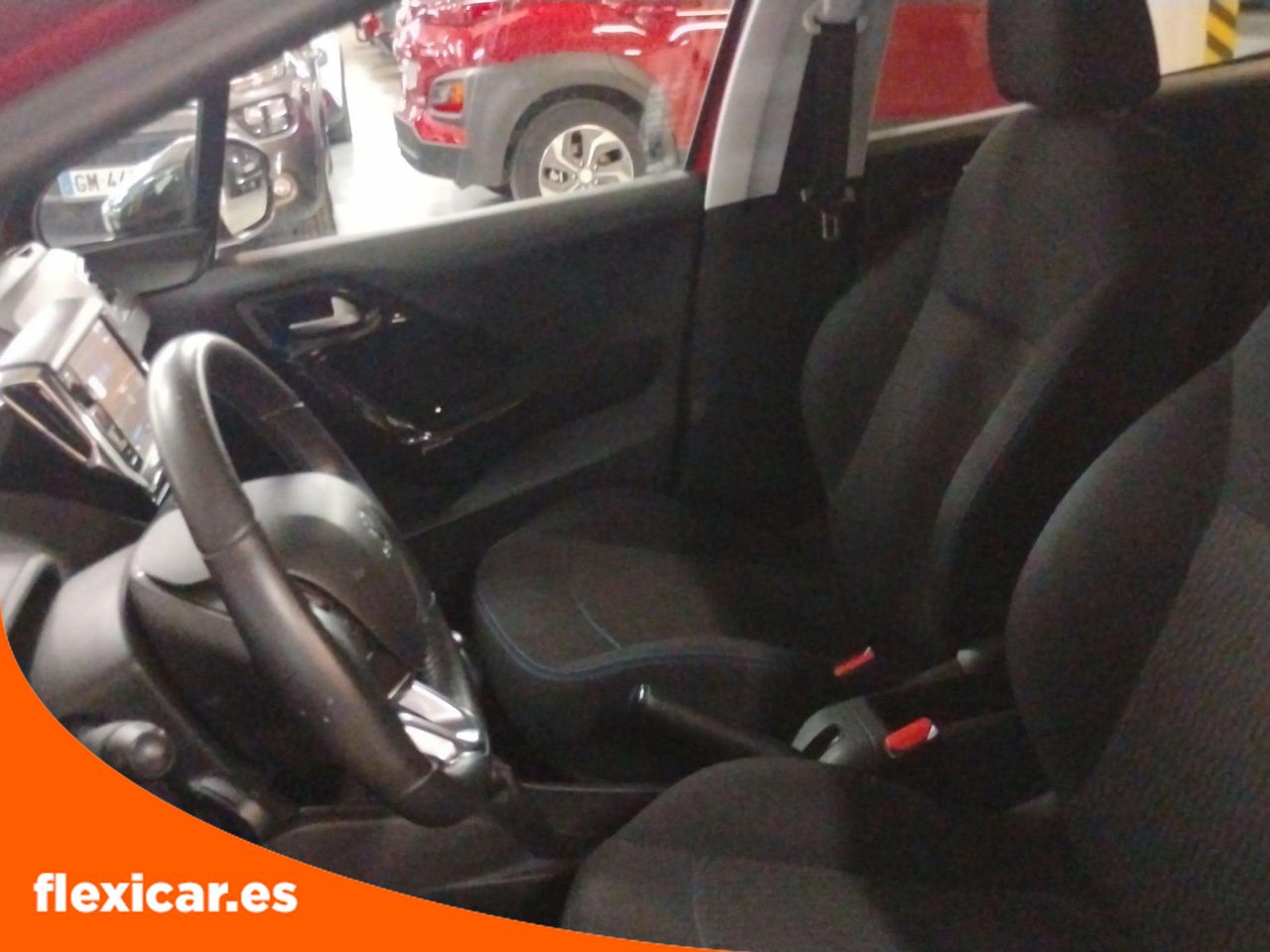 Foto Peugeot 208 8