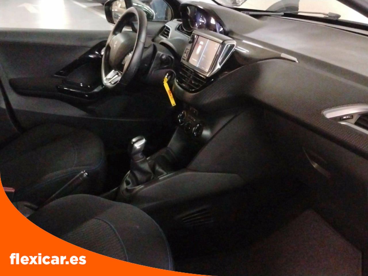 Foto Peugeot 208 13
