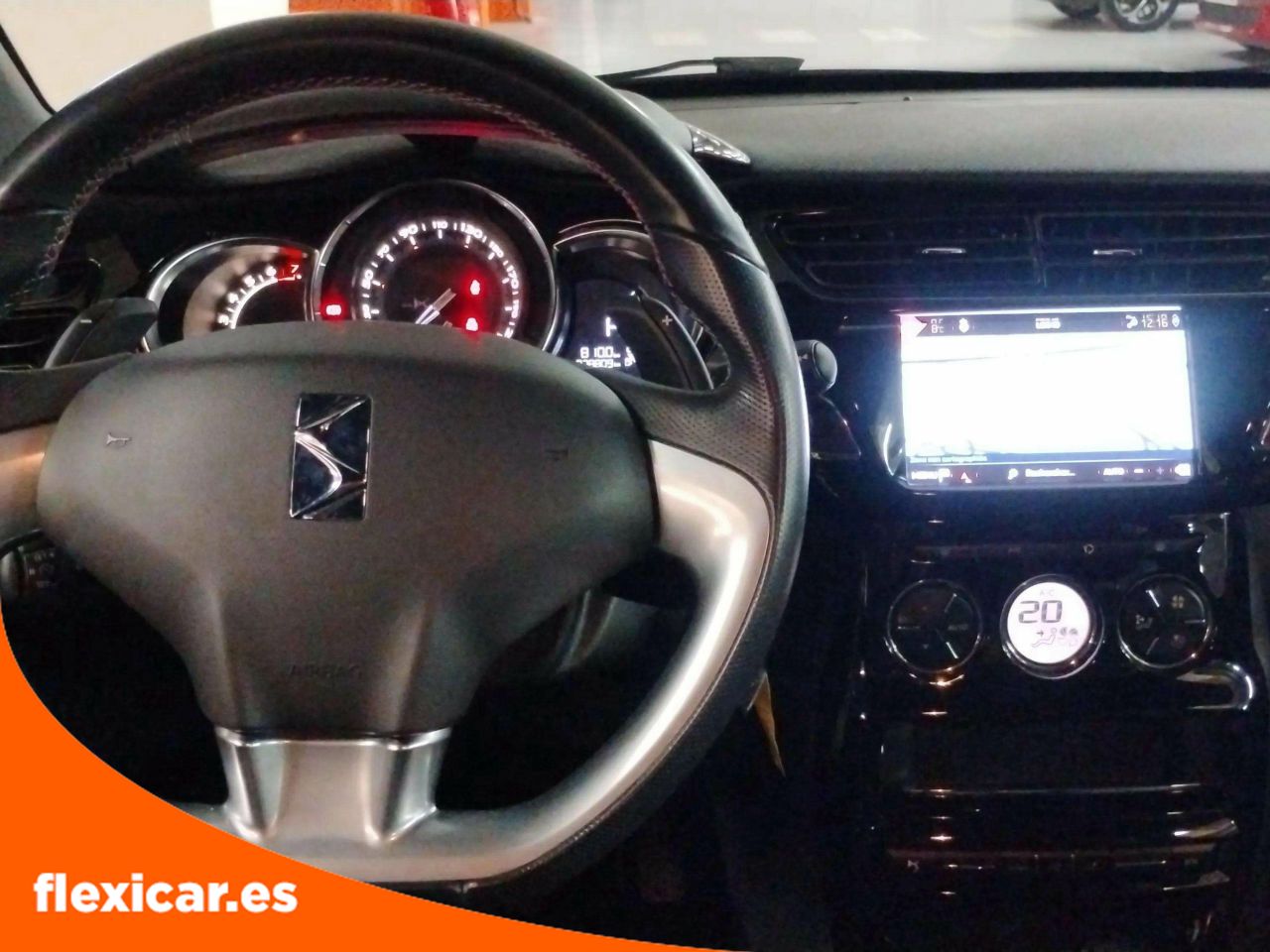 Foto DS Automobiles DS 3 9