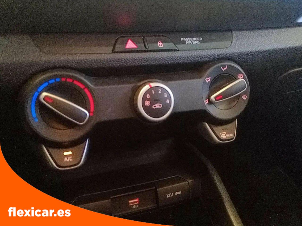 Foto Kia Stonic 18