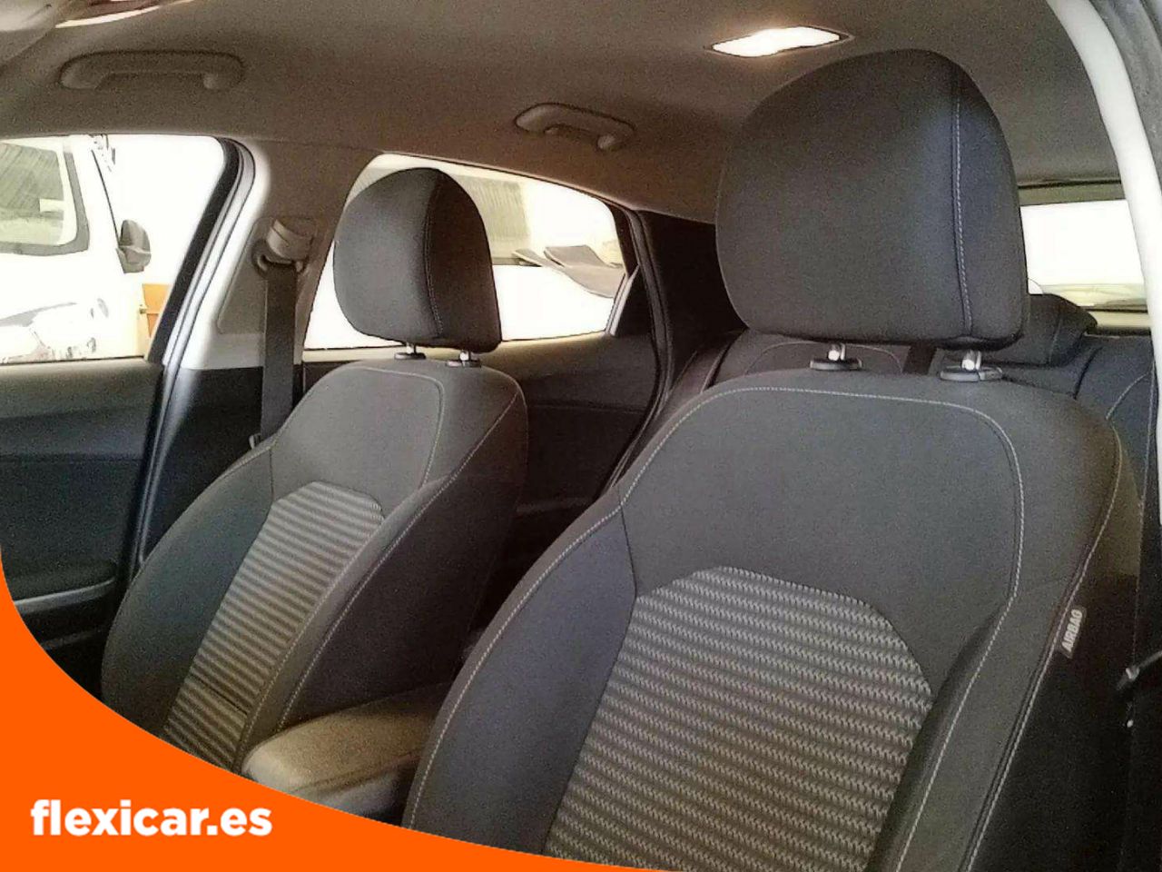 Foto Kia XCeed 16