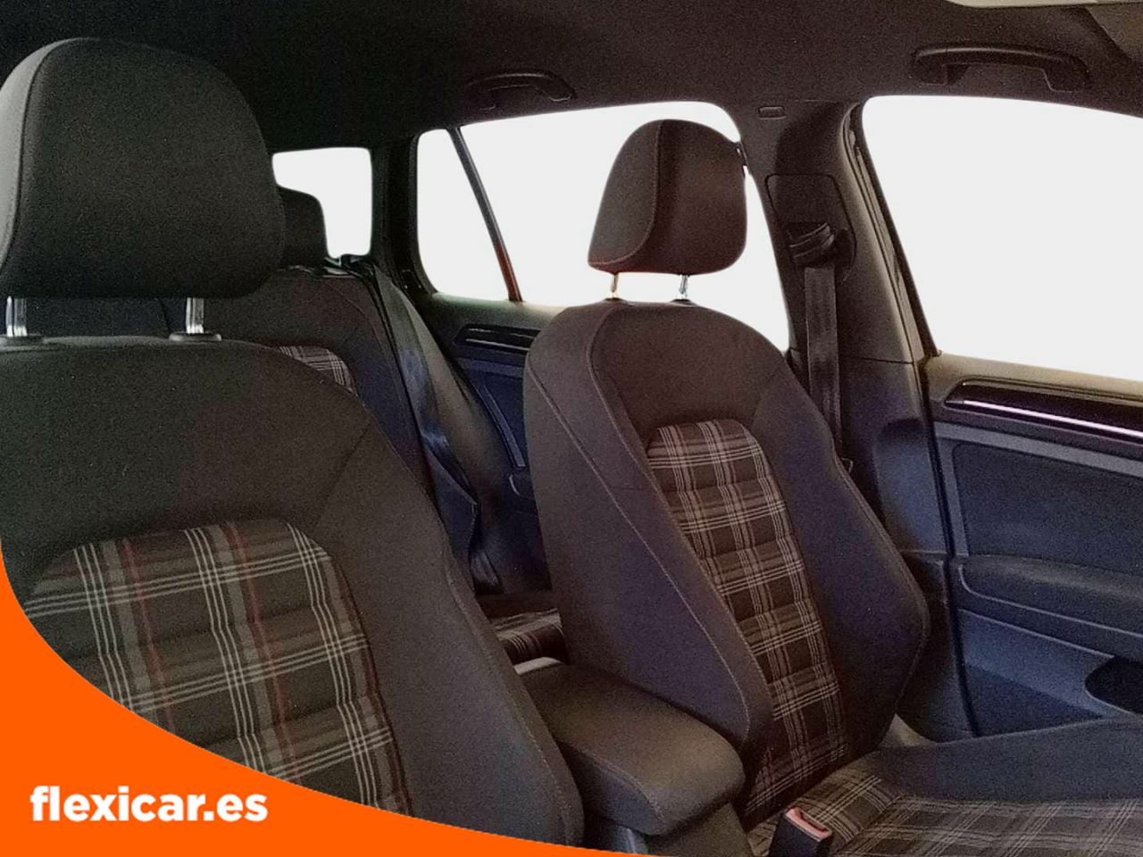 Foto Volkswagen Golf 16