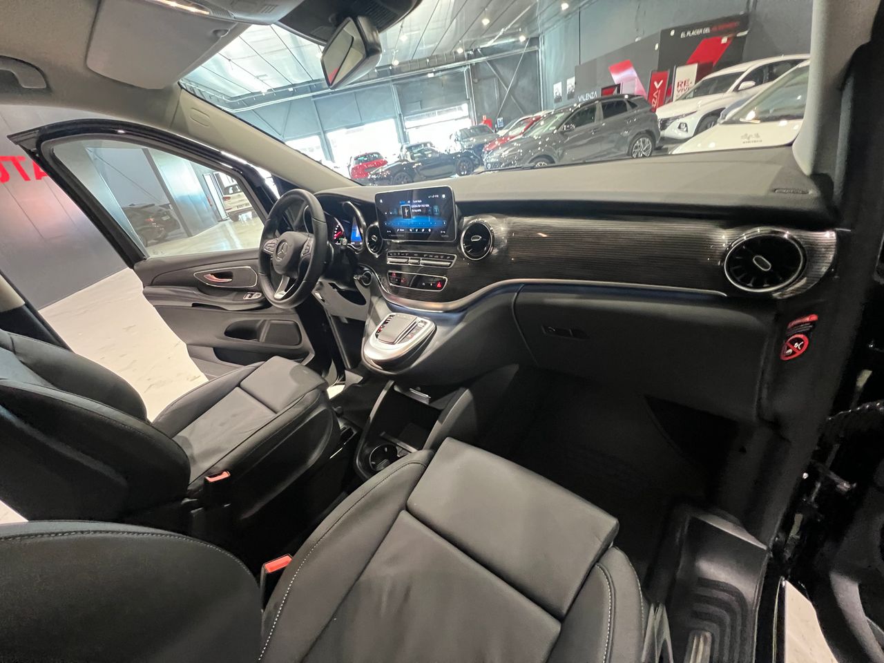 Foto Mercedes-Benz Clase V 12