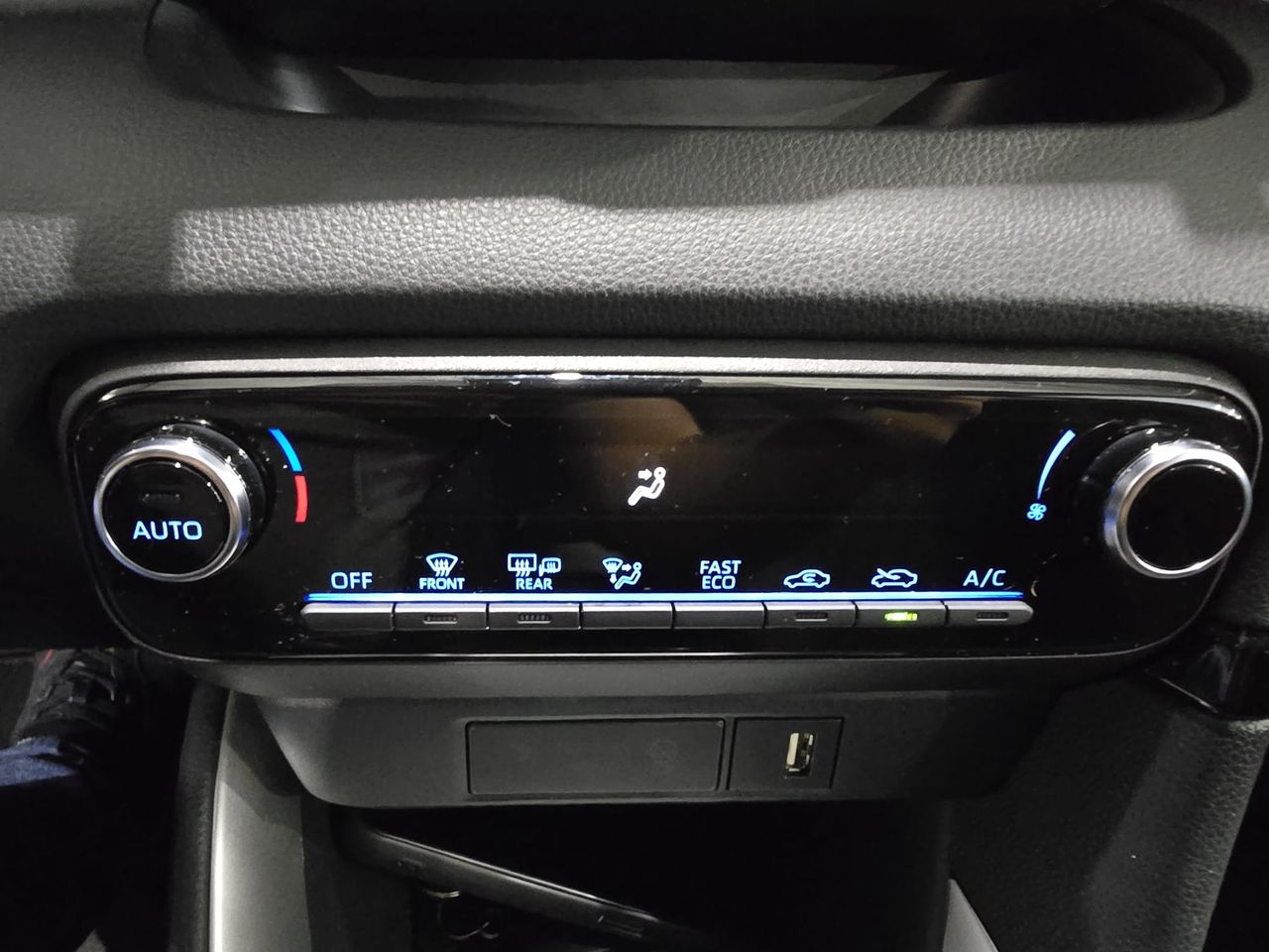 Foto Toyota Yaris 21