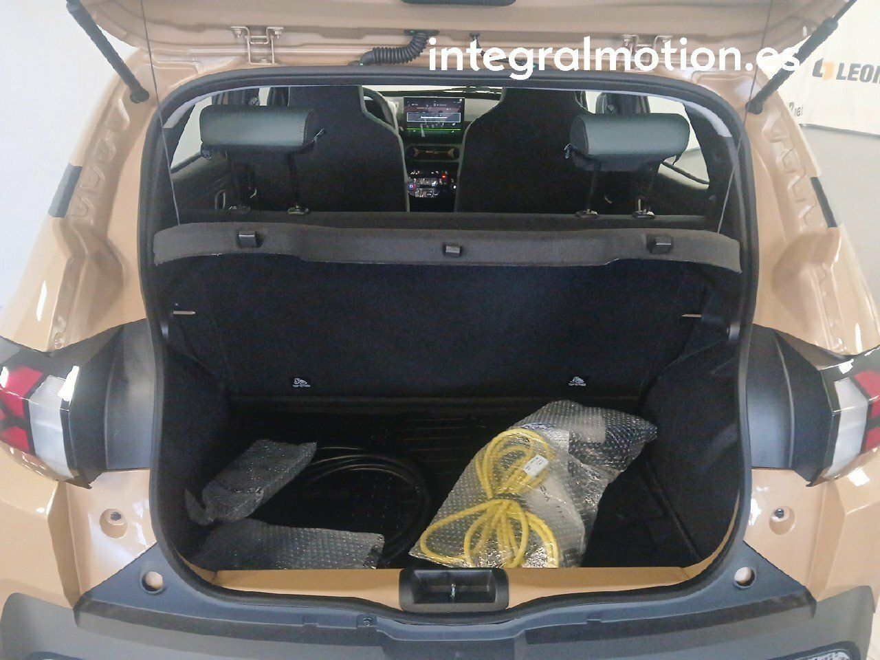 Foto Dacia Spring 4