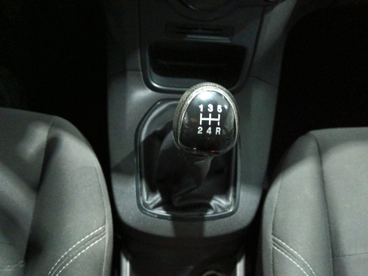 Foto Ford Fiesta 12