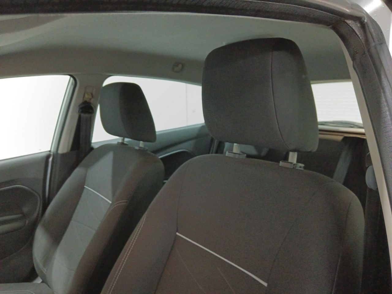 Foto Ford Fiesta 16