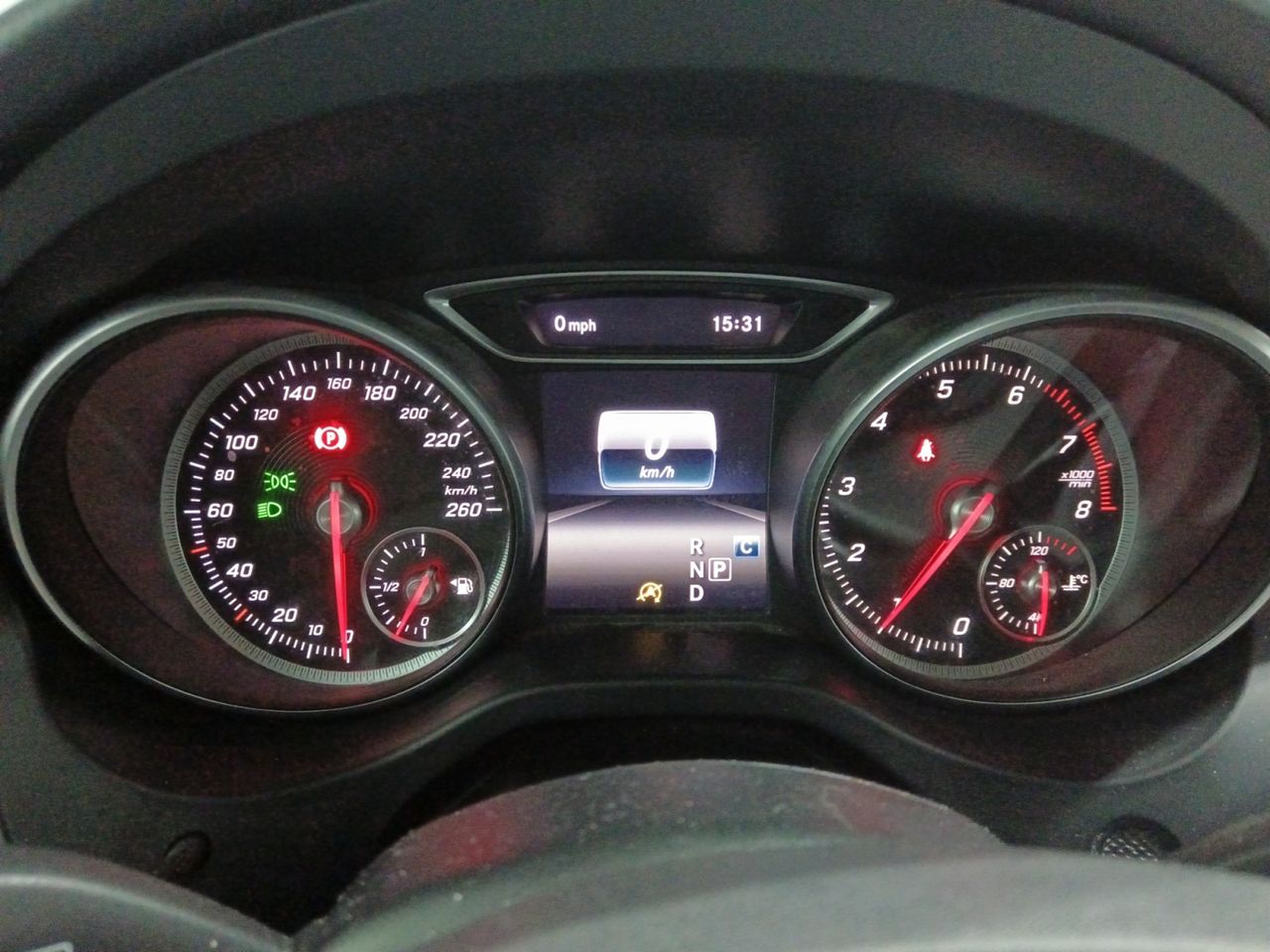 Foto Mercedes-Benz Clase CLA 13
