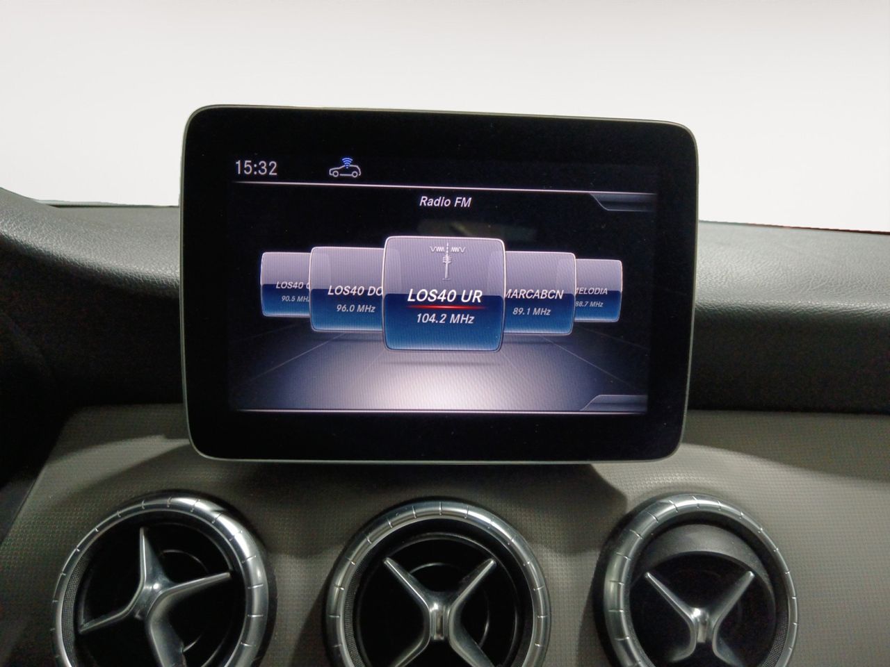 Foto Mercedes-Benz Clase CLA 15