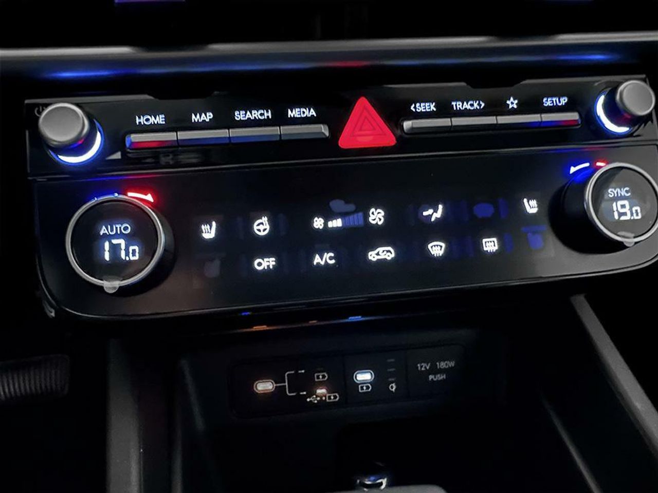 Foto Hyundai Tucson 12