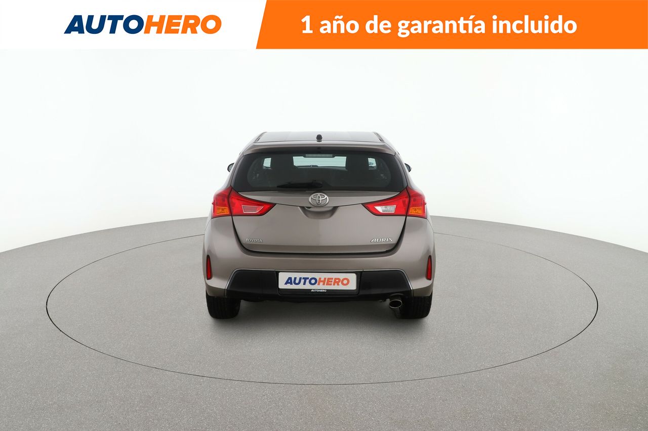 Foto Toyota Auris 5