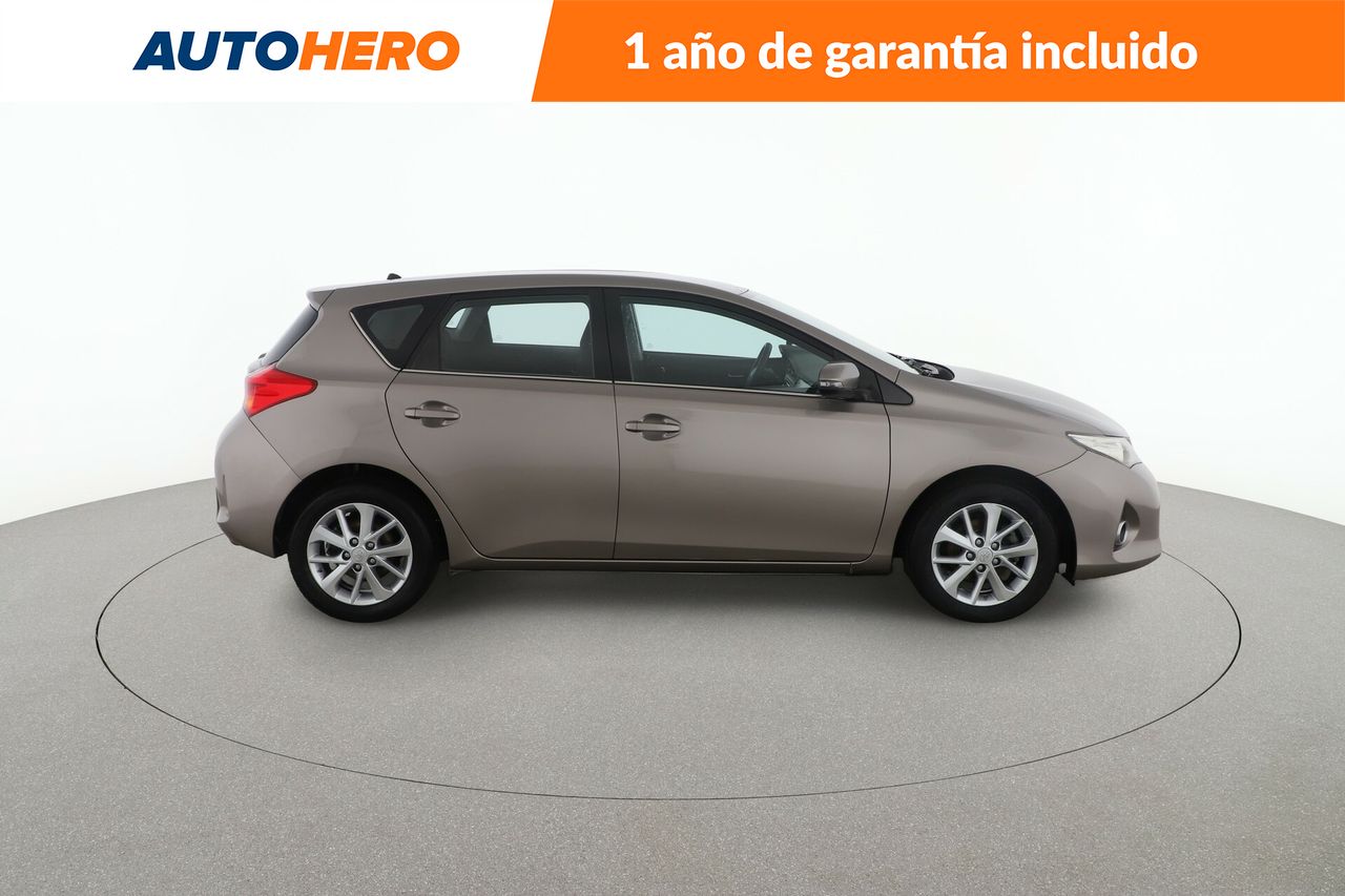 Foto Toyota Auris 7