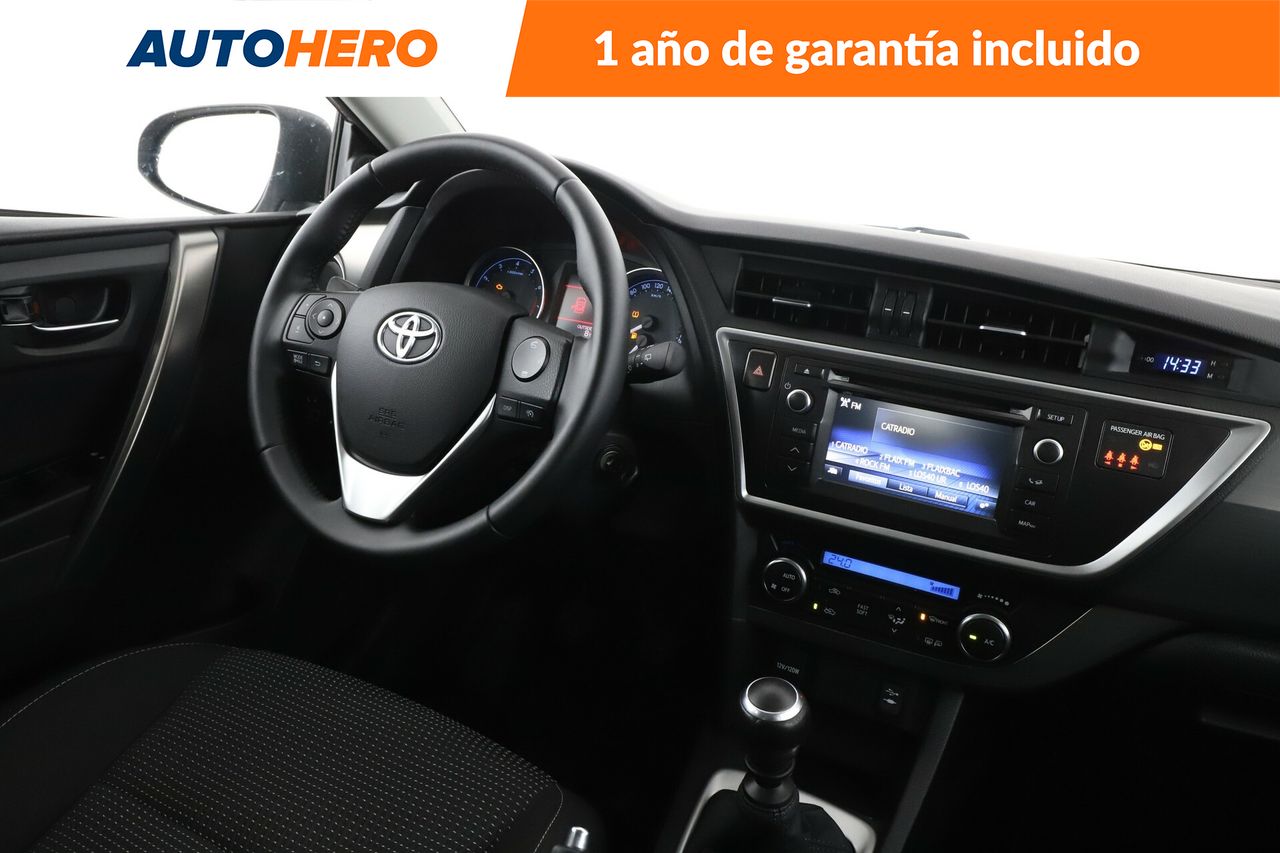Foto Toyota Auris 14