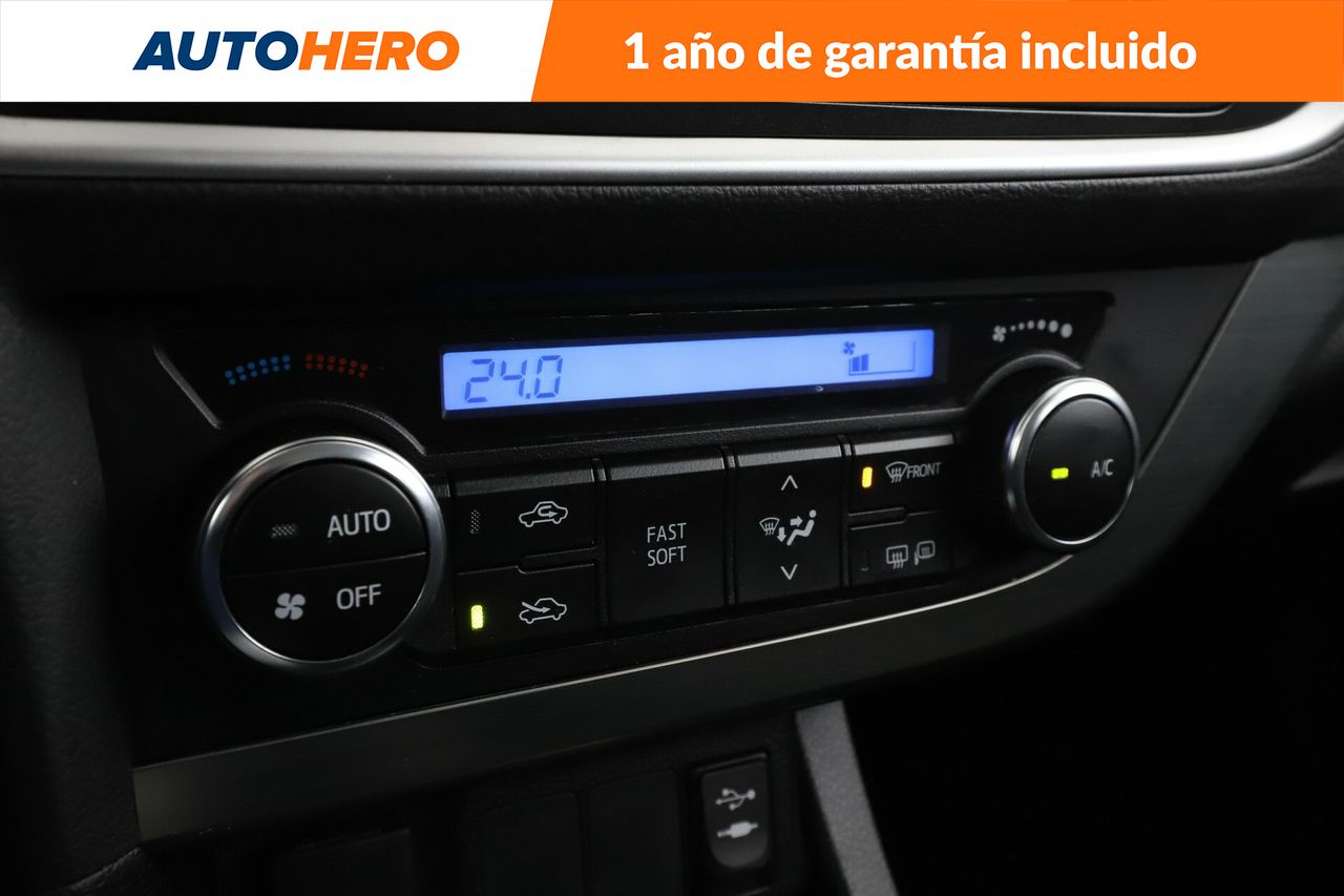 Foto Toyota Auris 23
