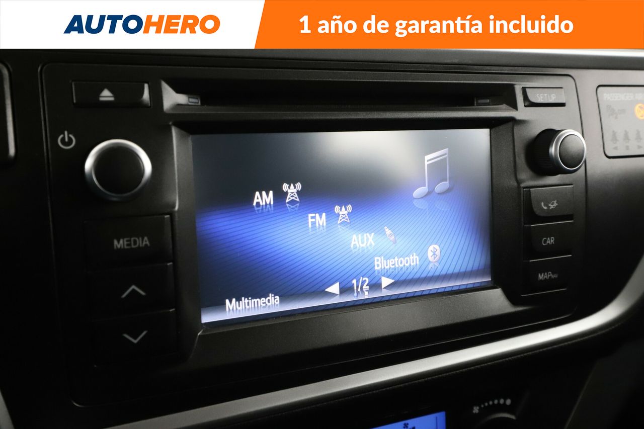 Foto Toyota Auris 24