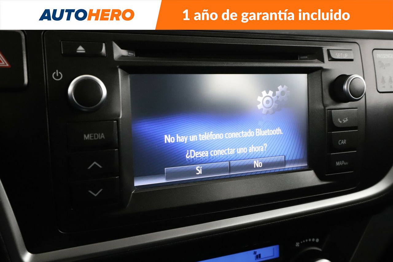 Foto Toyota Auris 25