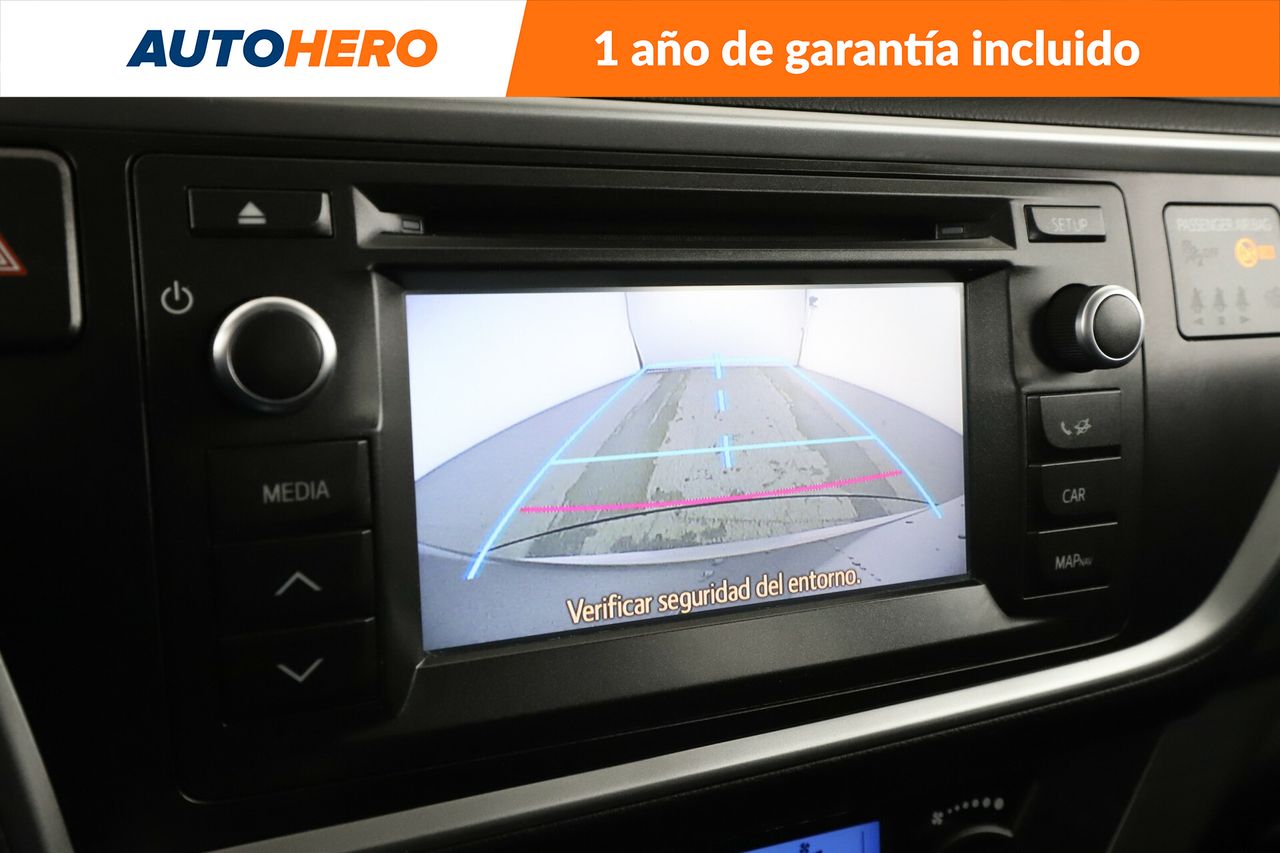 Foto Toyota Auris 26
