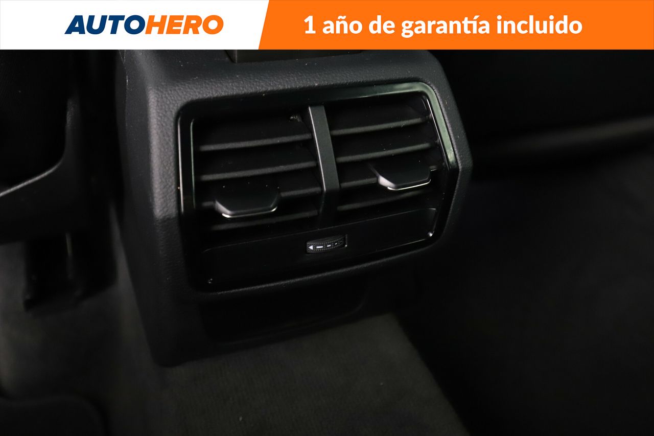 Foto Audi Q3 24
