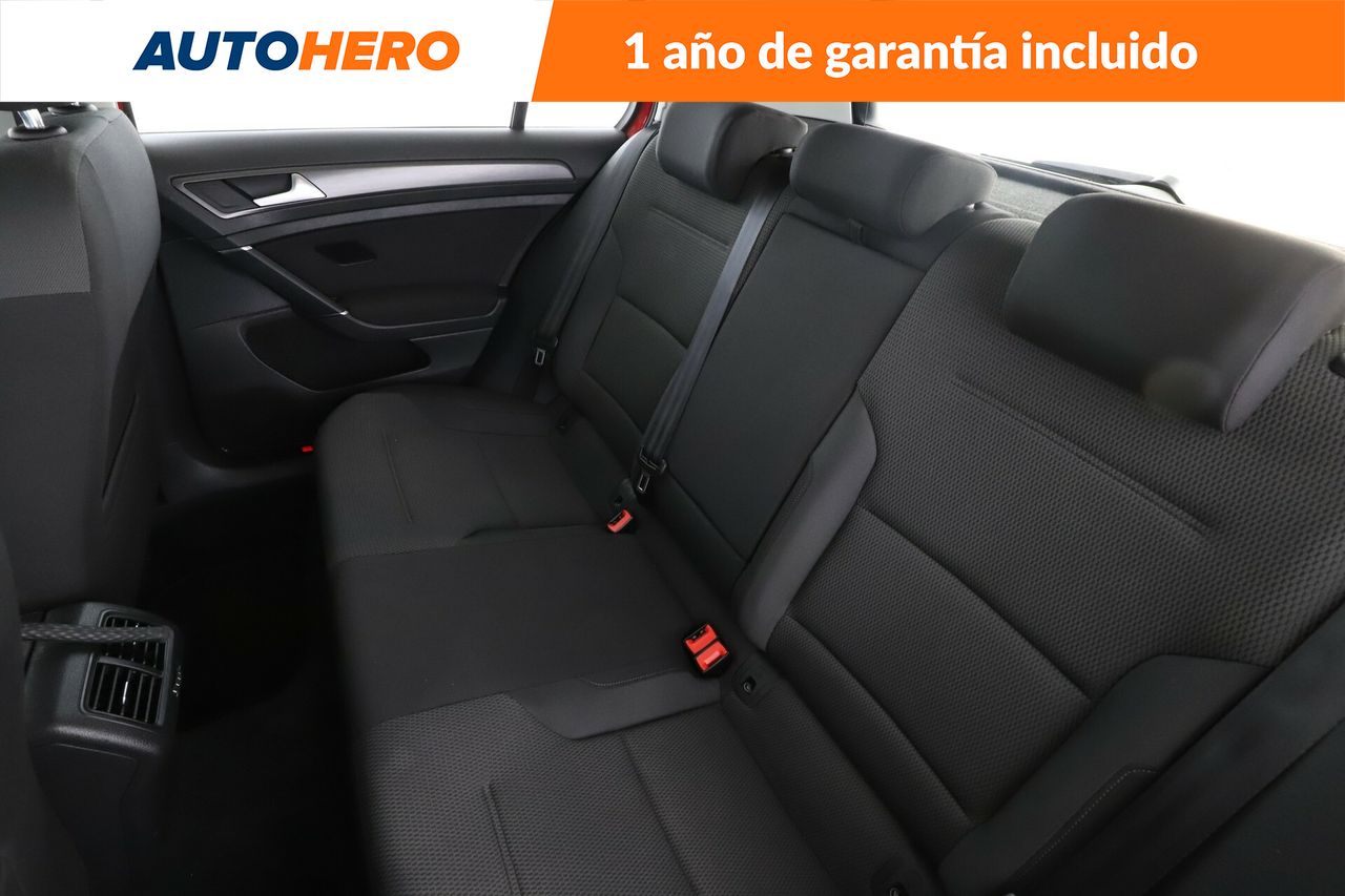 Foto Volkswagen Golf 15