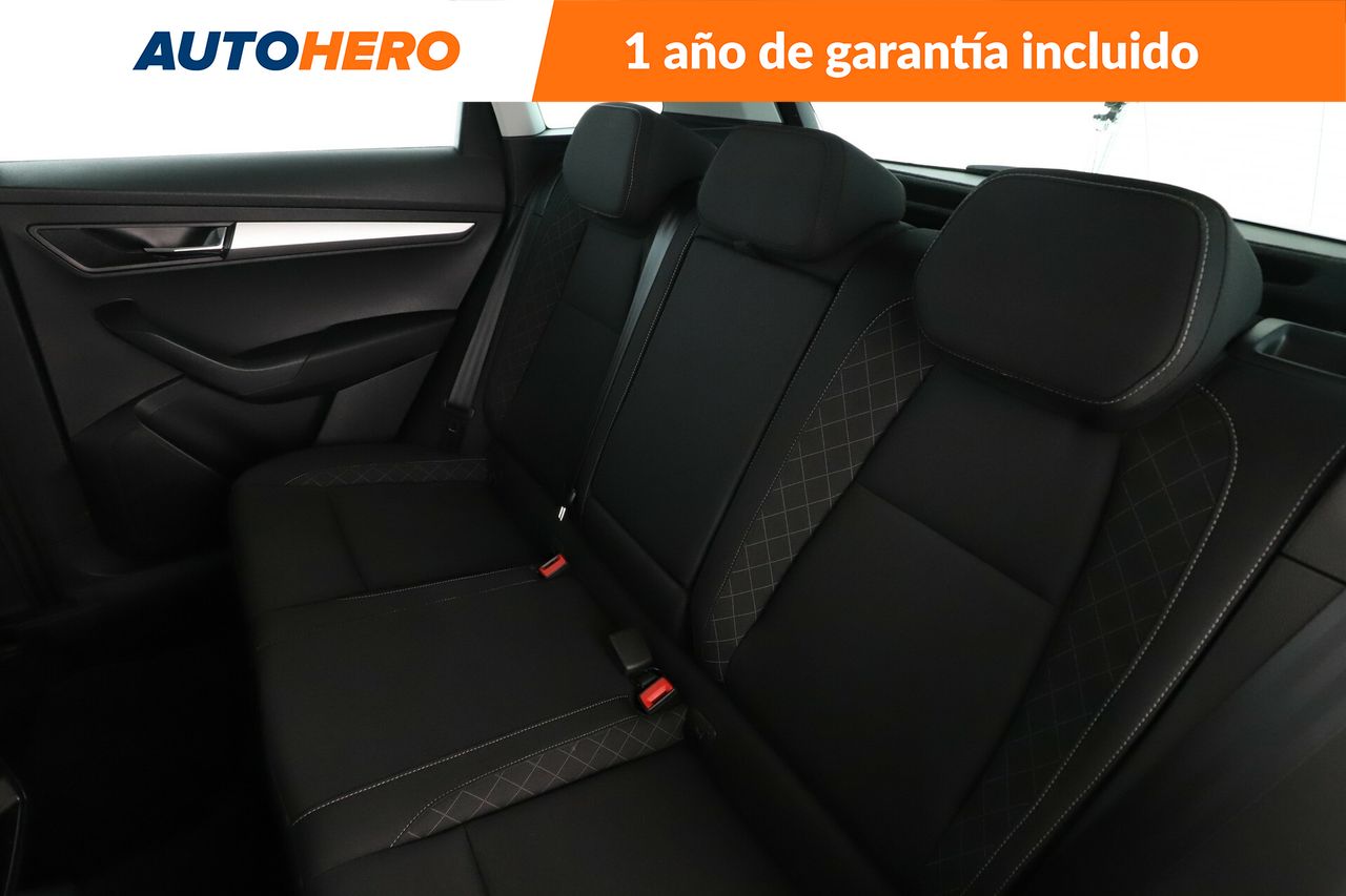 Foto Skoda Karoq 15