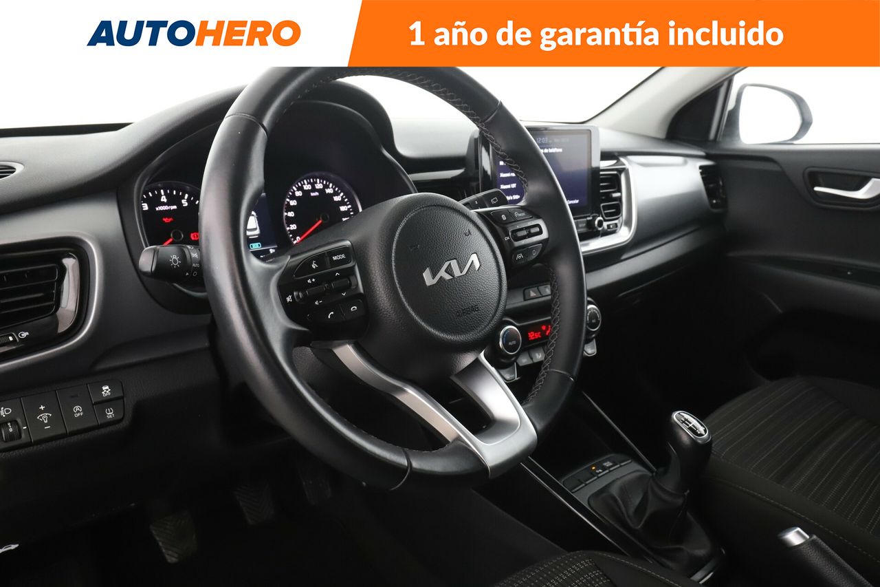 Foto Kia Stonic 12