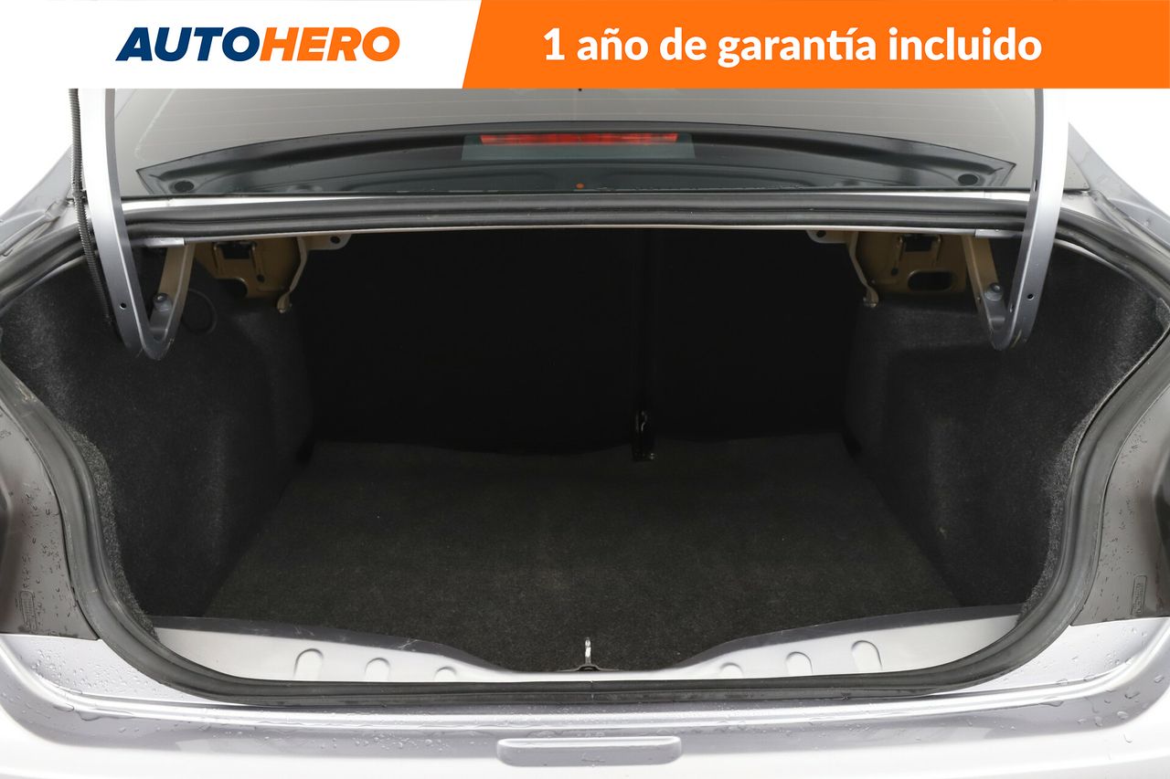 Foto Citroën C-Elysèe 17