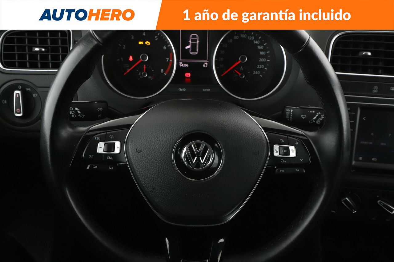 Foto Volkswagen Polo 19