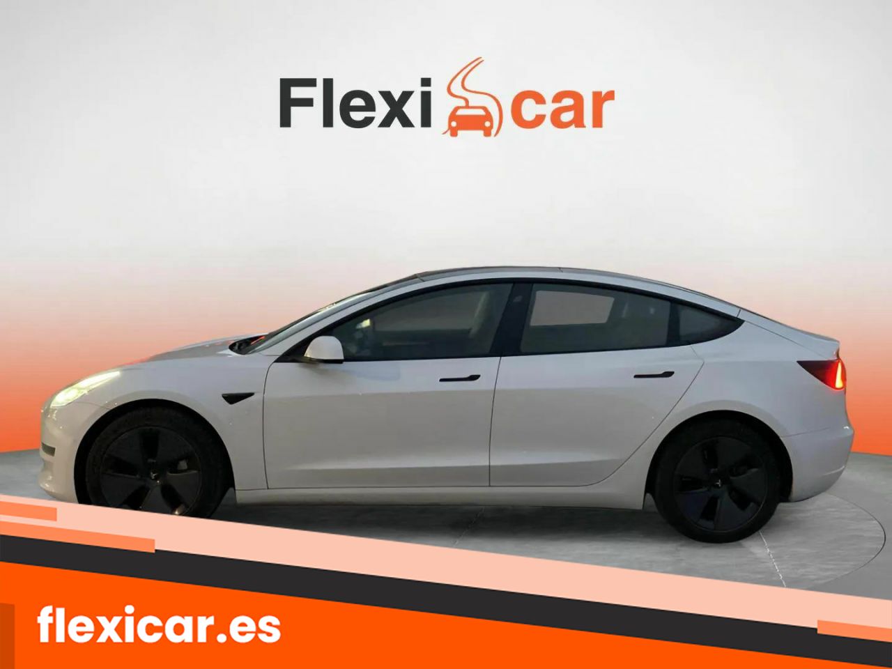 Foto Tesla Model 3 4