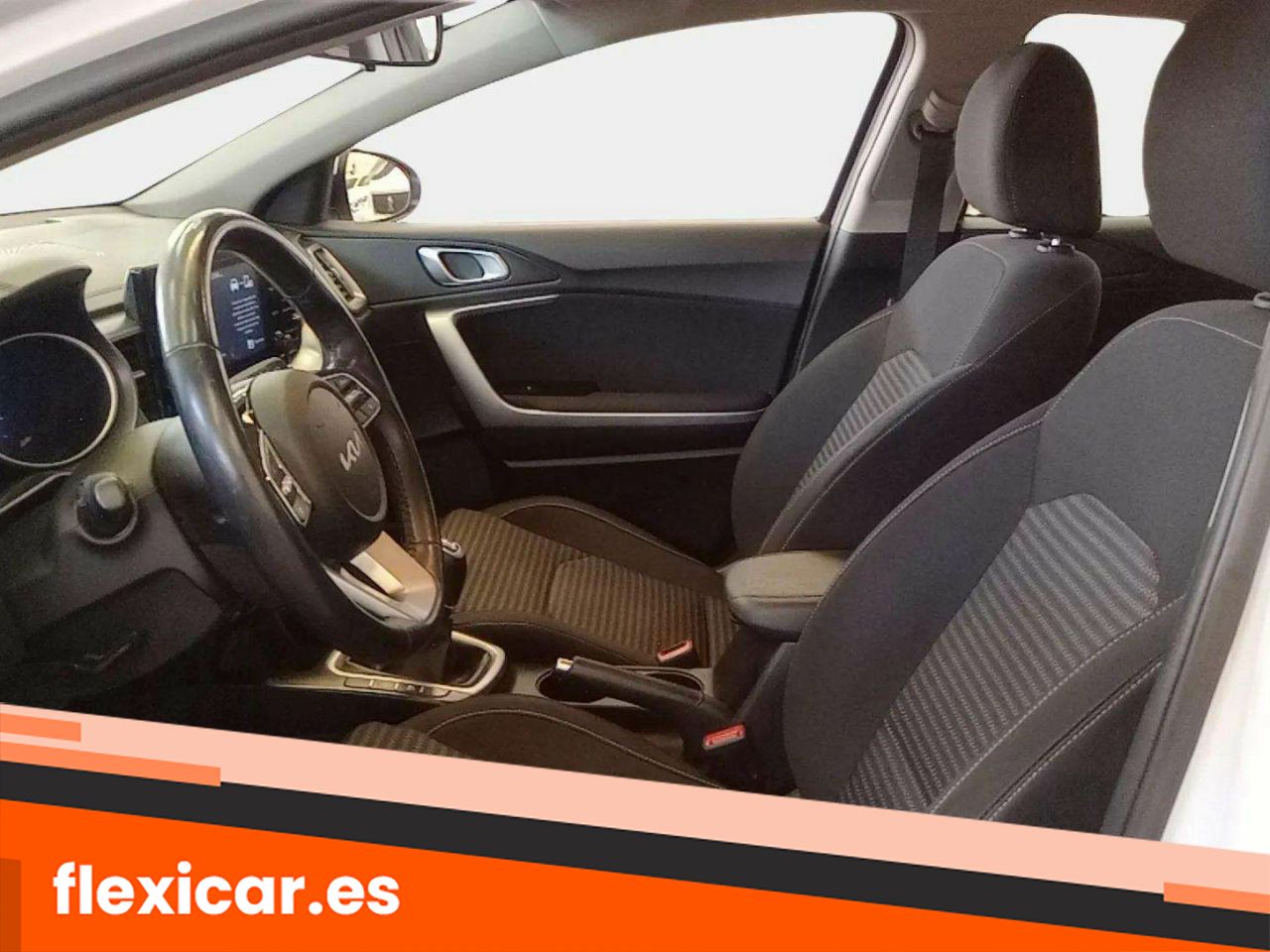 Foto Kia XCeed 11