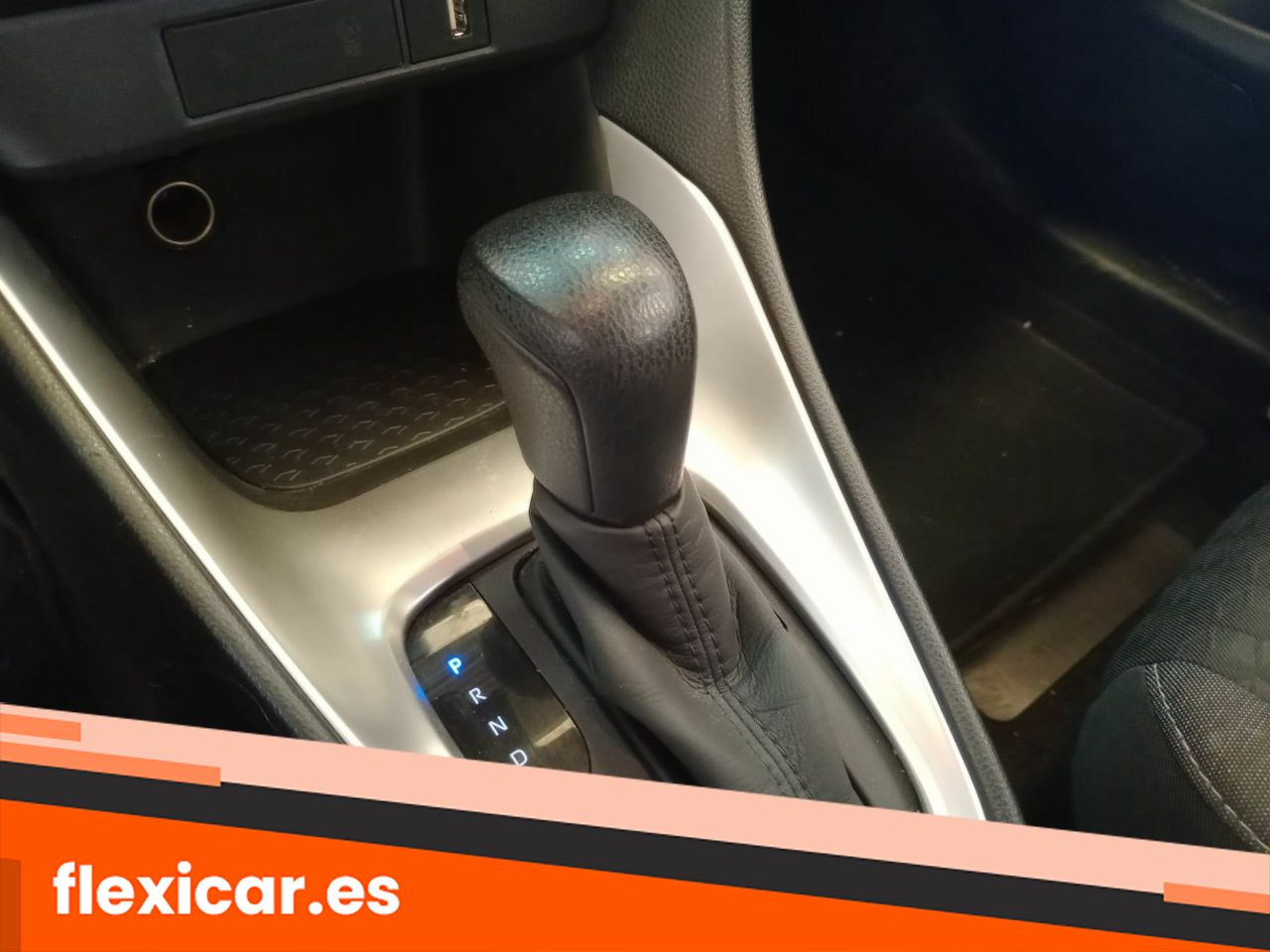 Foto Toyota Yaris 9
