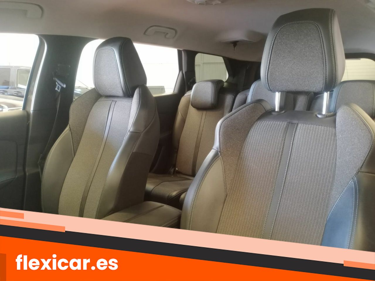 Foto Peugeot 5008 7