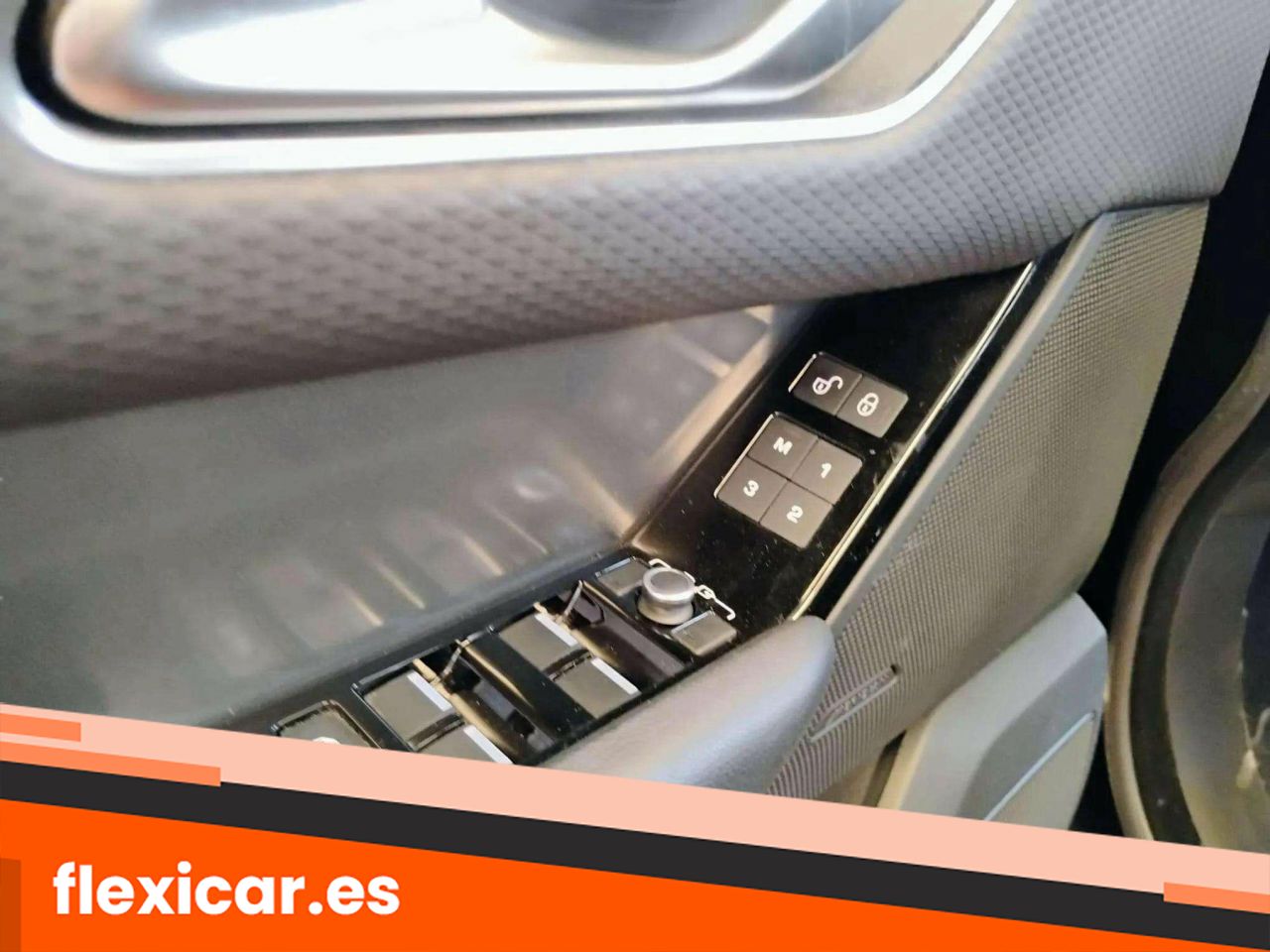 Foto Land-Rover Range Rover Velar 15
