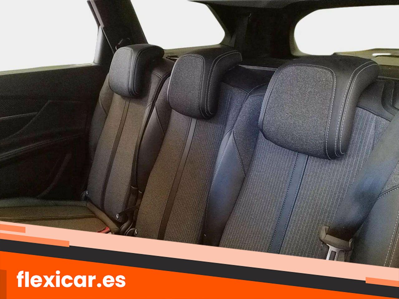 Foto Peugeot 5008 8
