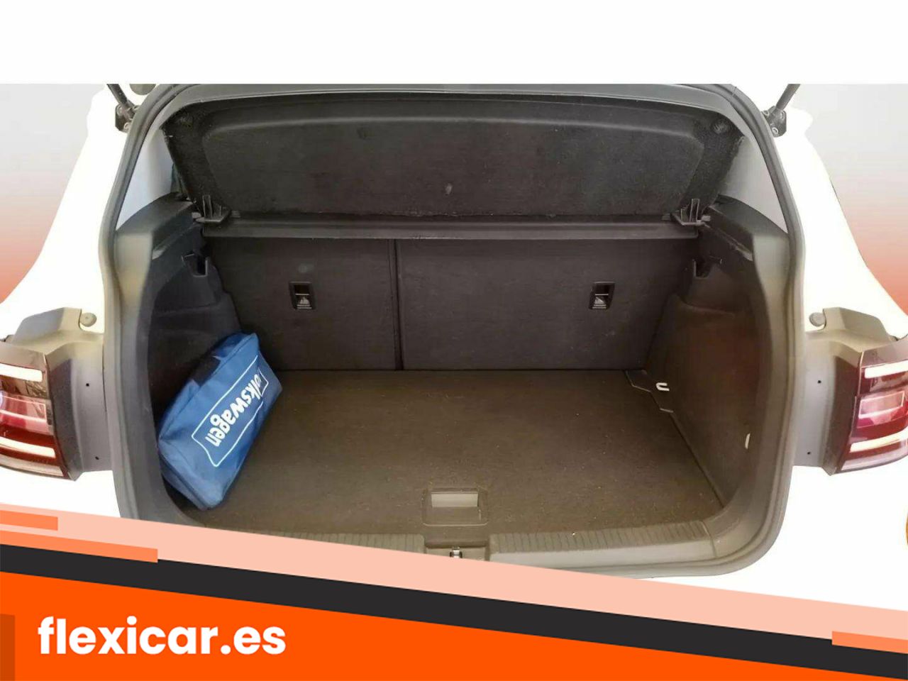 Foto Volkswagen T-Cross 13