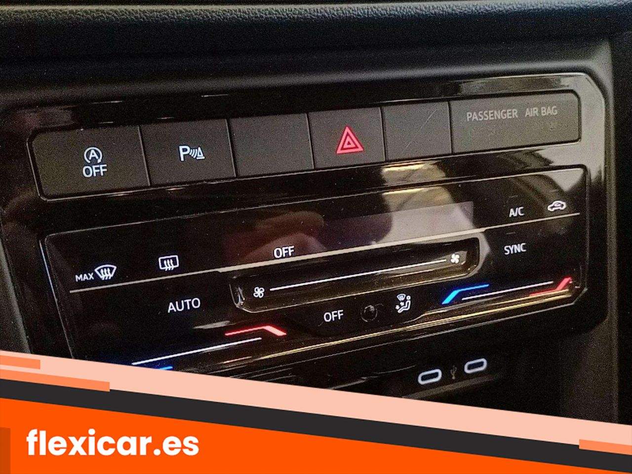Foto Volkswagen T-Cross 18