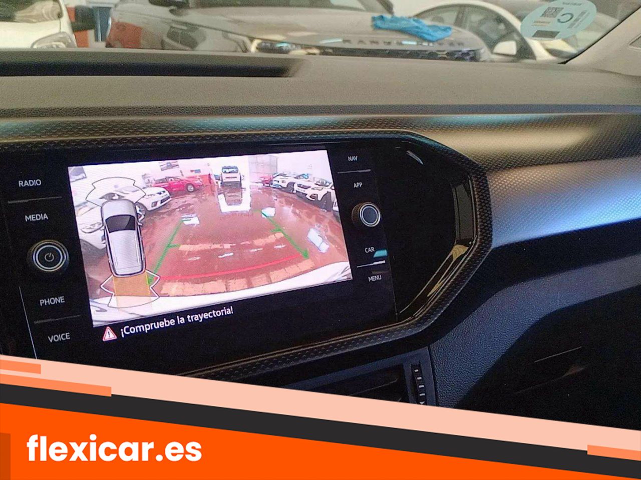Foto Volkswagen T-Cross 20