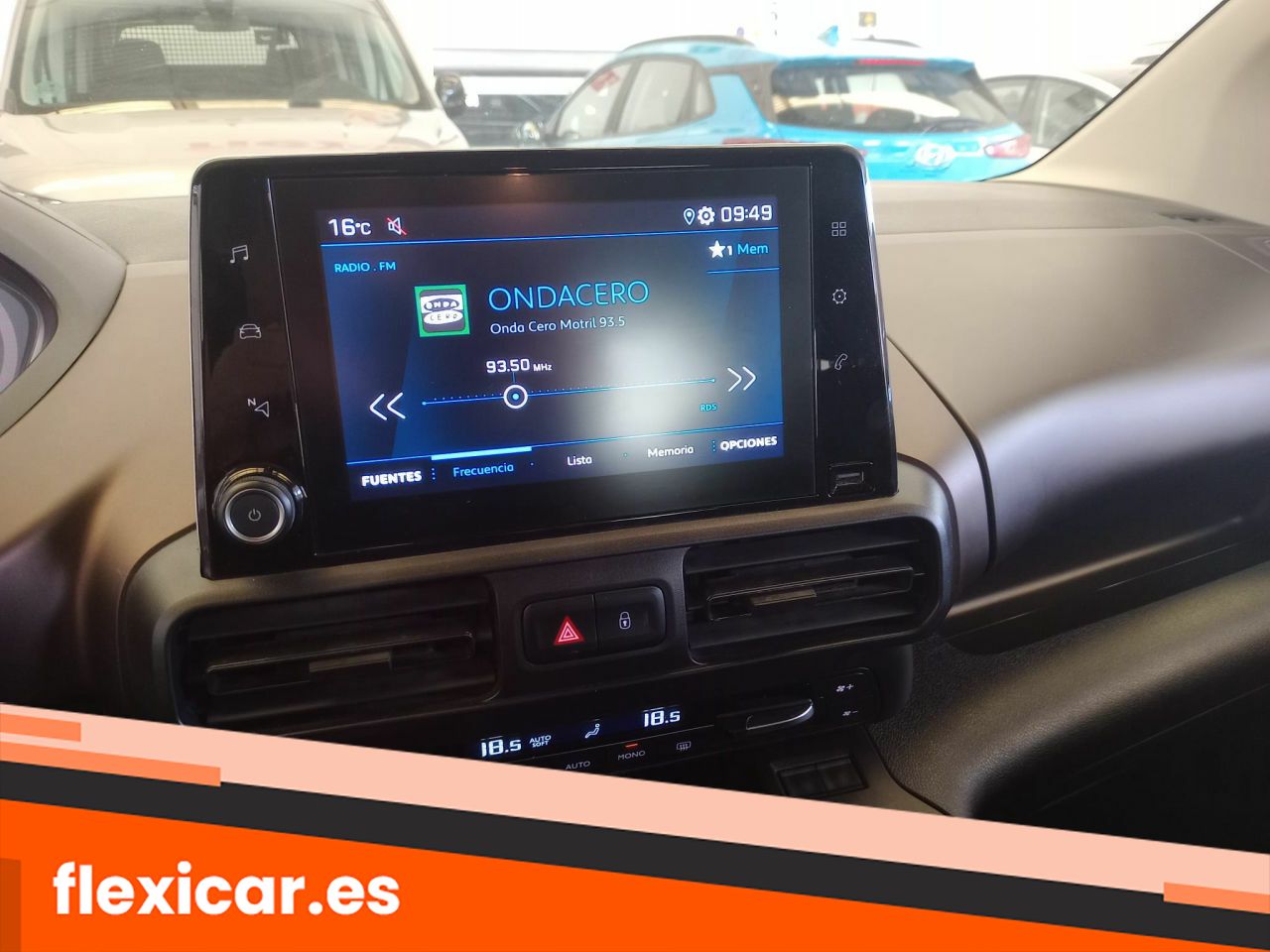 Foto Peugeot Rifter 13