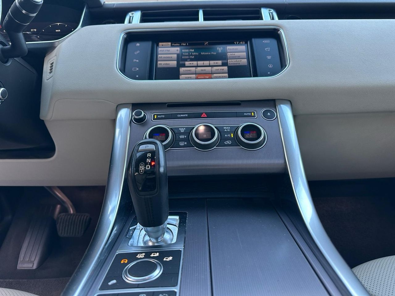 Foto Land-Rover Range Rover Sport 8