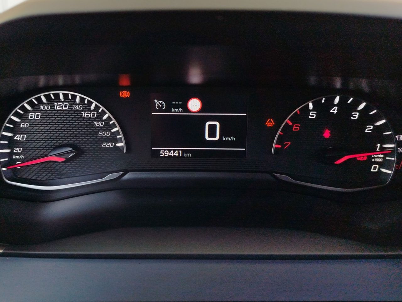 Foto Peugeot 208 13