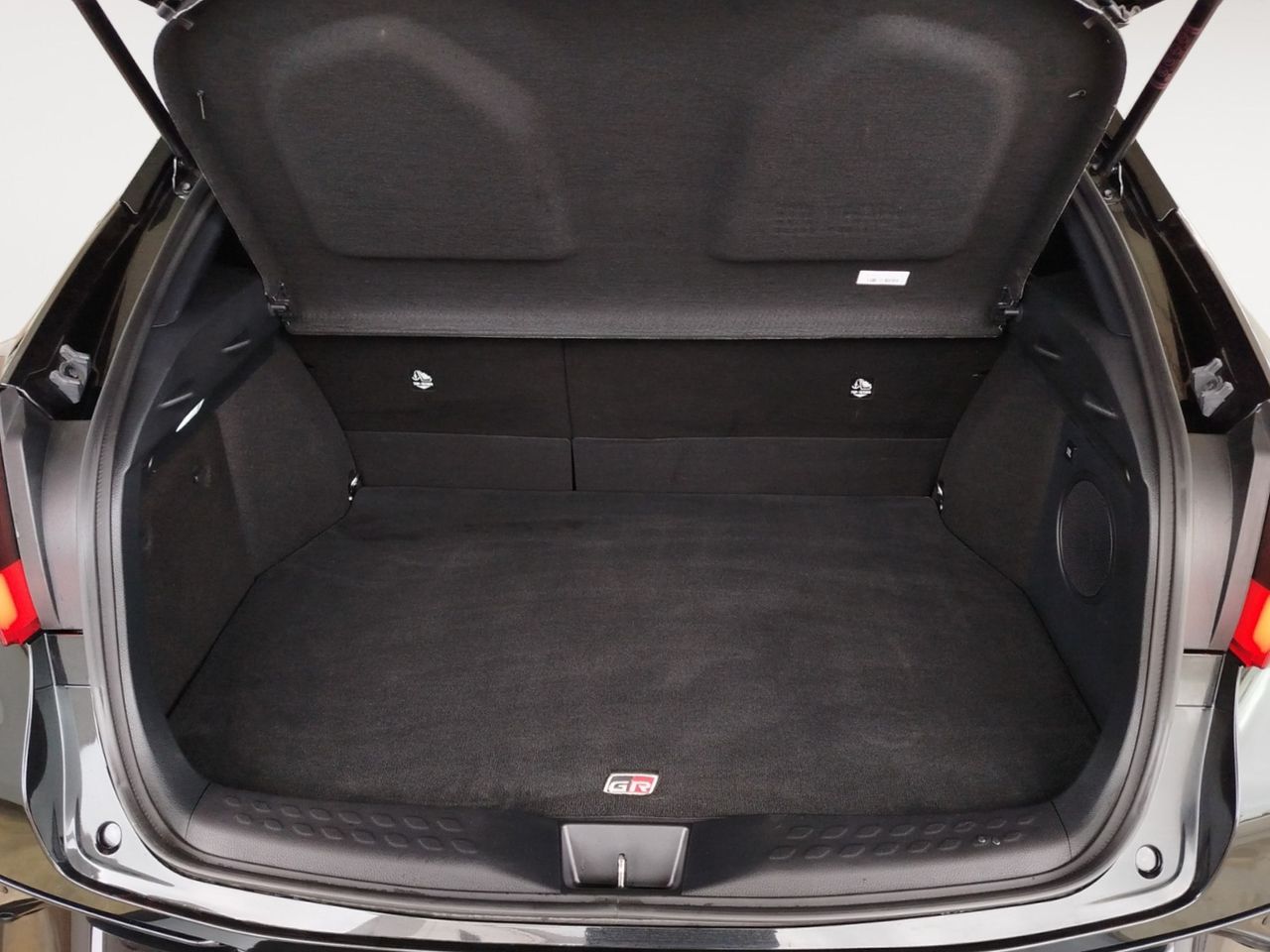 Foto Toyota C-HR 10