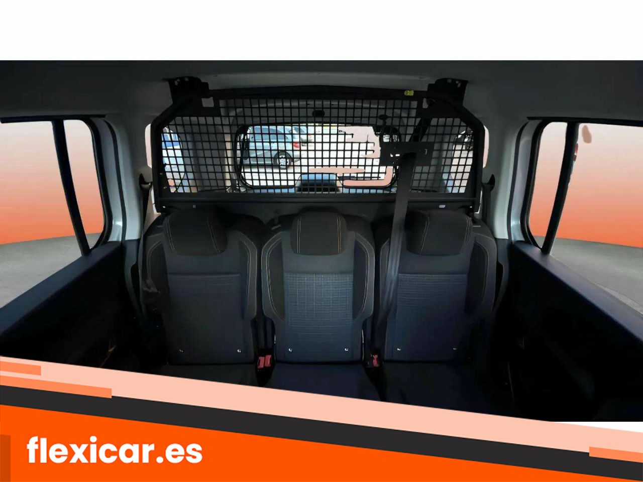 Foto Peugeot Rifter 11