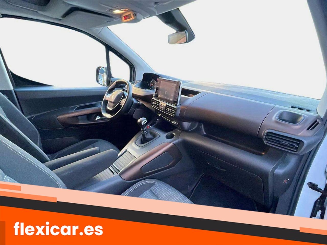 Foto Peugeot Rifter 16