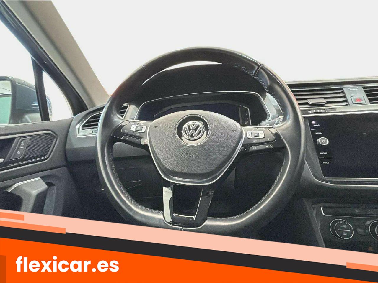Foto Volkswagen Tiguan 12