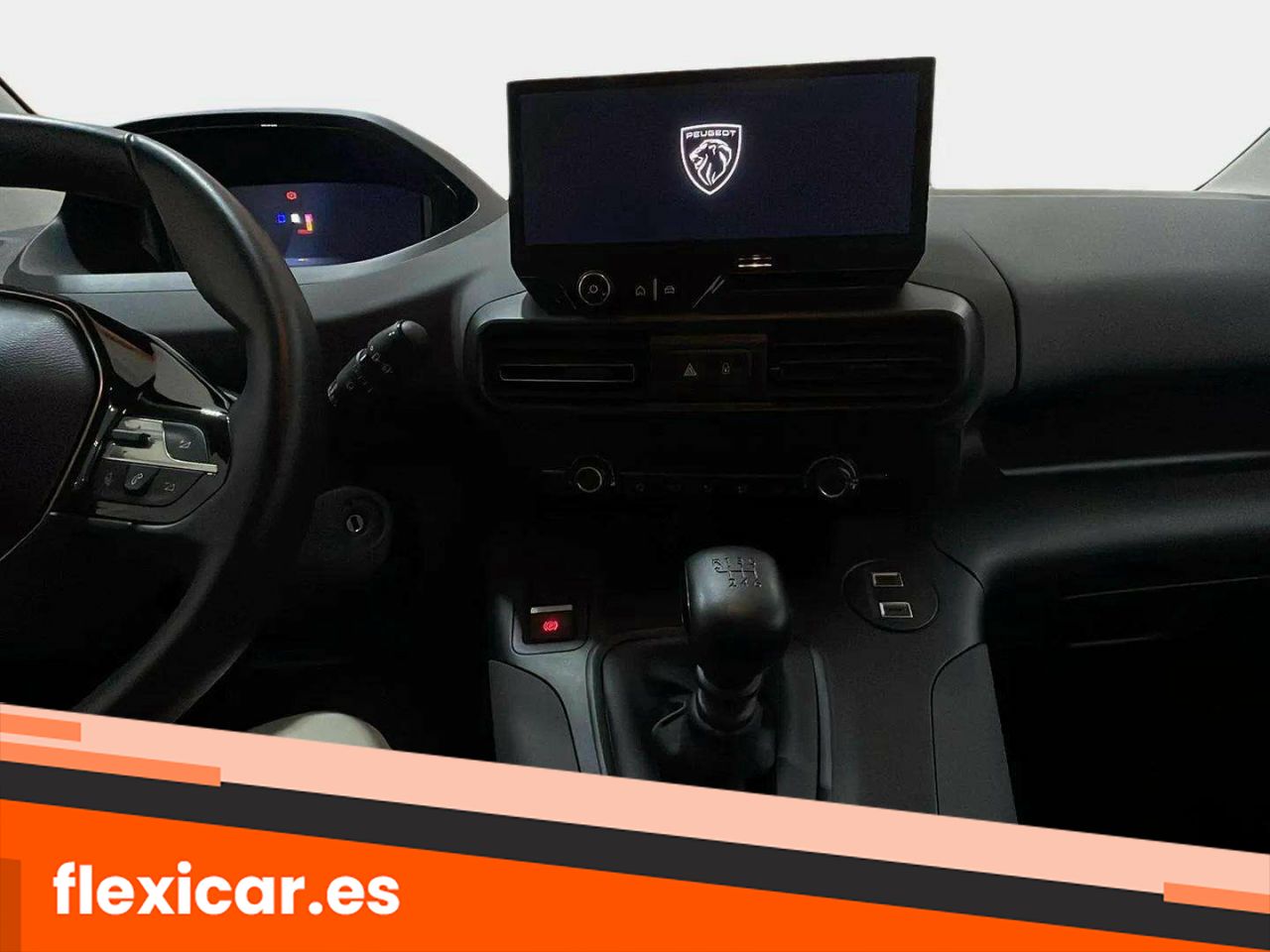 Foto Peugeot Rifter 11